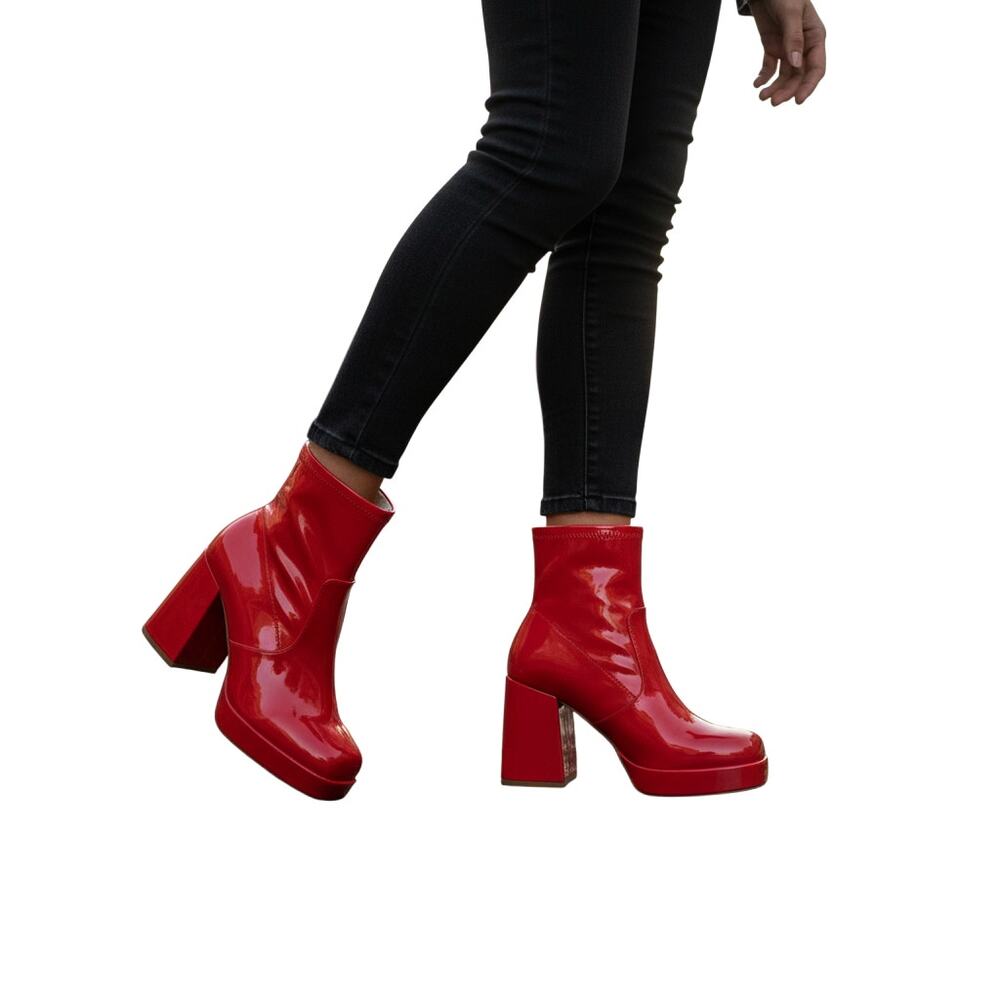 Steve Madden Ever Platform Sock Boots Womens‎ 9.5 Red Faux Patent Leather Square